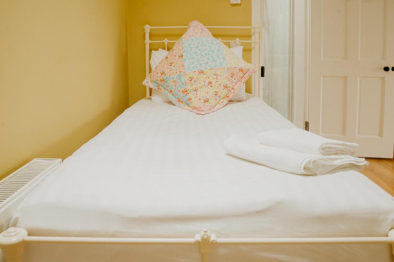 Abbeyview House Bed and Breakfast Abbeyshrule Buitenkant foto